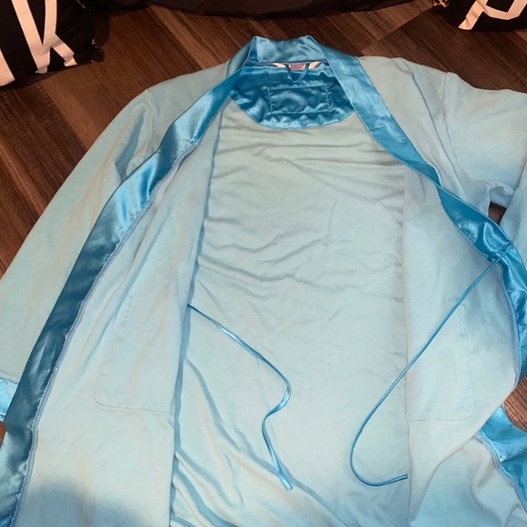 Elegant Blue Women's Robe - Picture 4 of 12